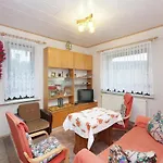 Family-friendly Forest Nyaraló