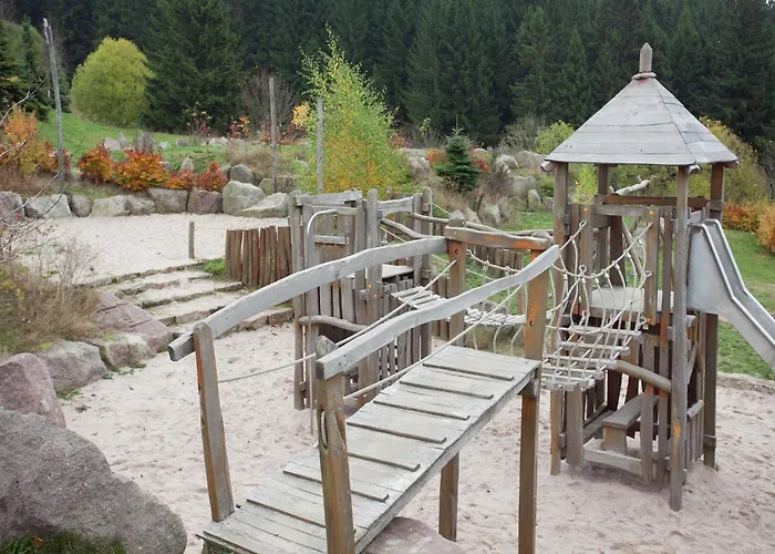 度假居 Family-friendly Forest Altenfeld (Thuringia)